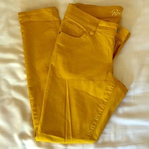 Old Navy Rock Star super skinny jeans size 10
